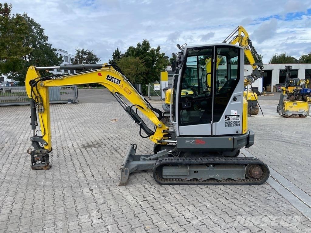 Wacker Neuson EZ36 Bageri guseničari