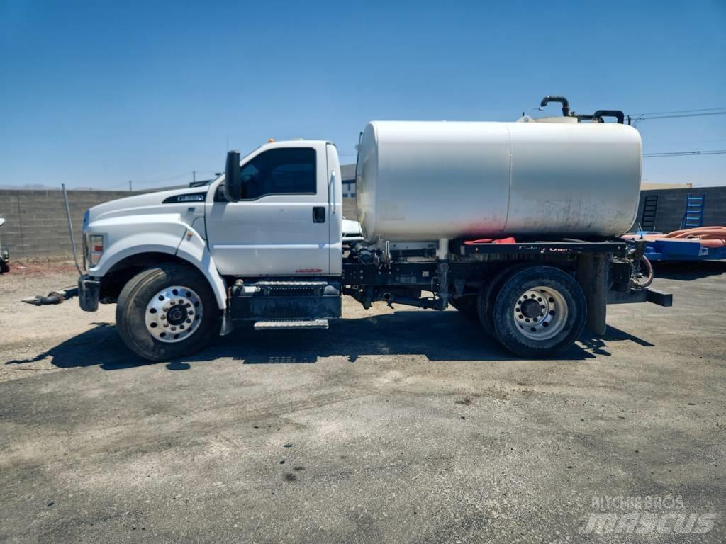 Ford F 650 SD Kamioni za vodu