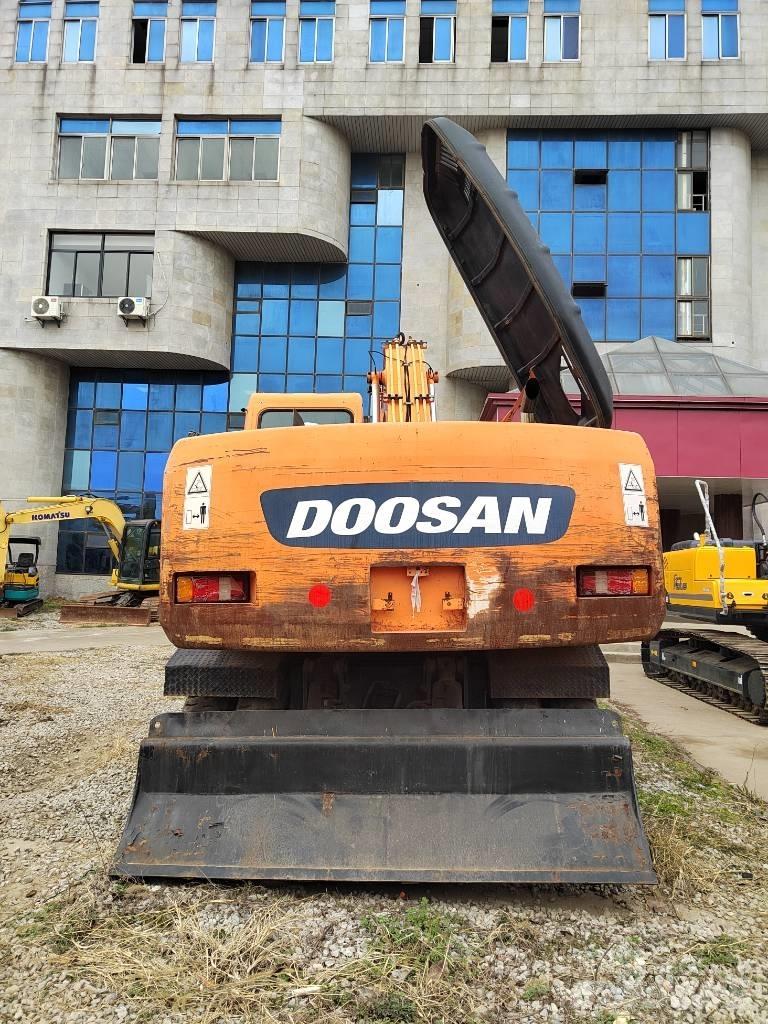 Doosan DH 210 W-7 Bageri točkaši