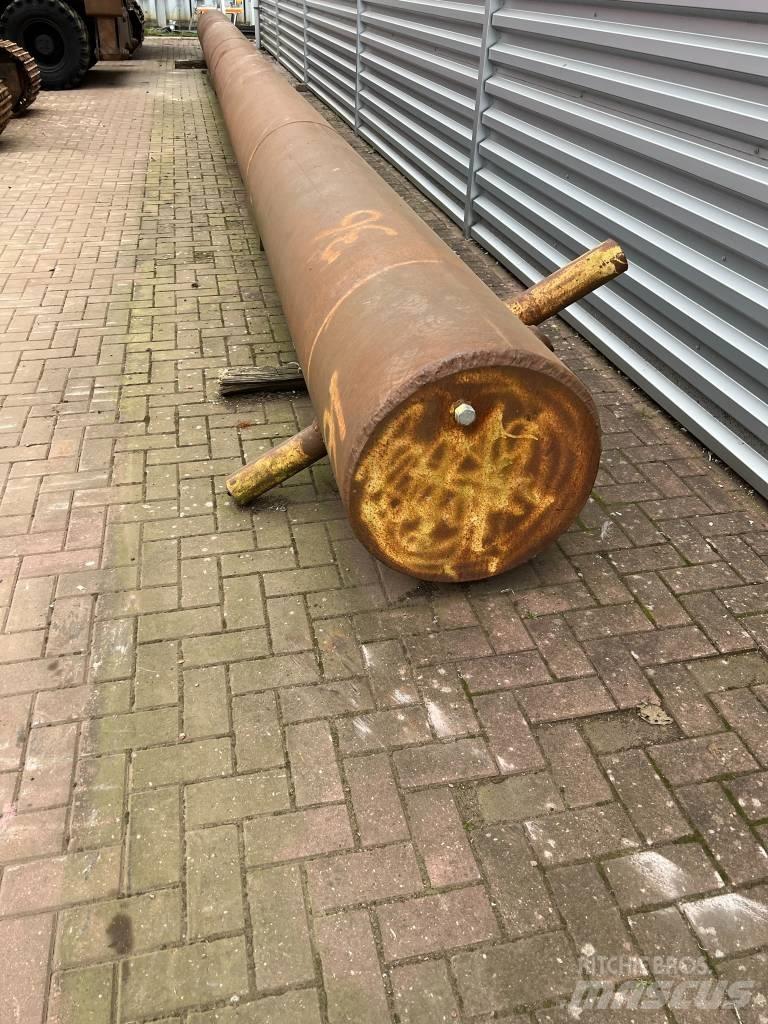  Spud leg 15 meter Plutajući bageri
