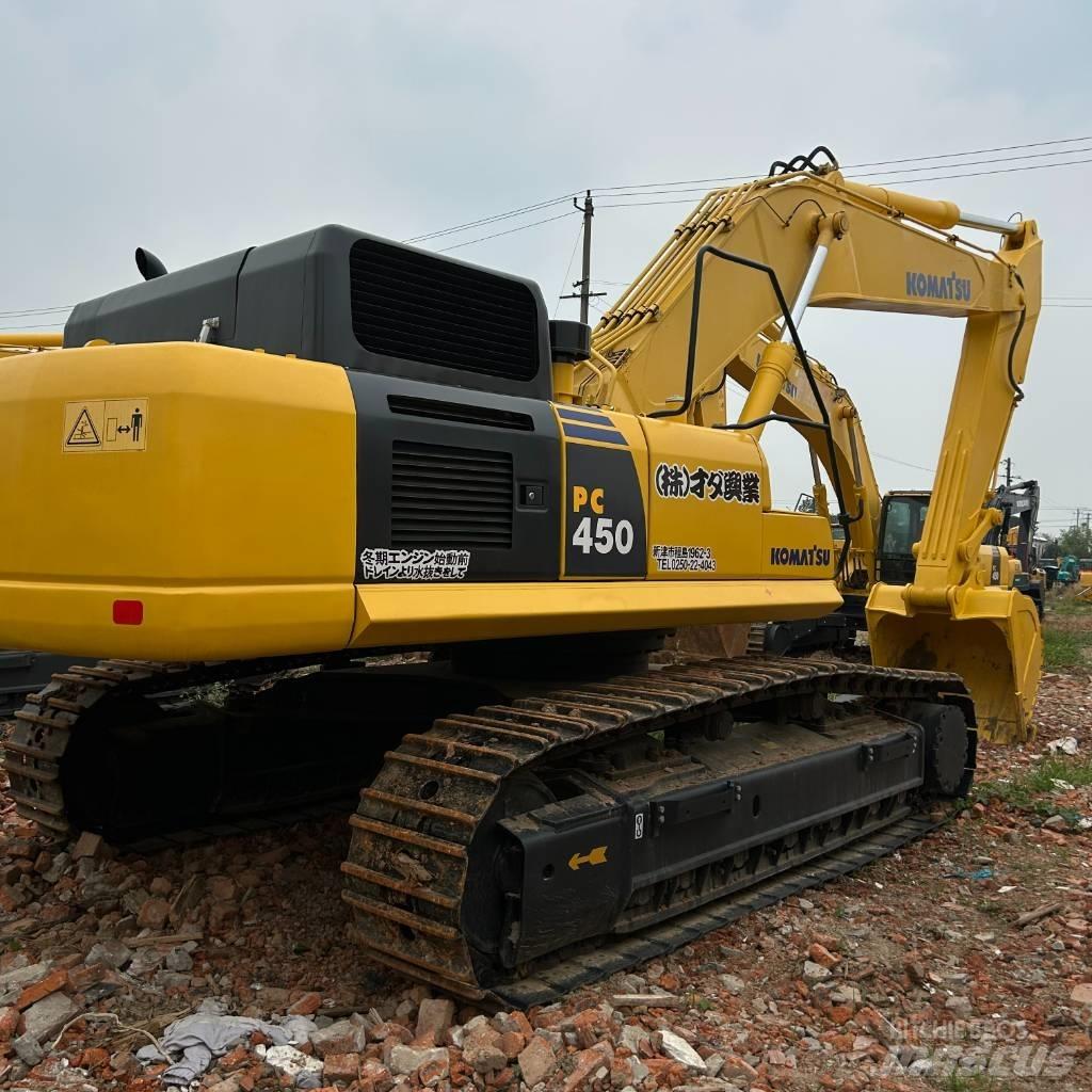 Komatsu 450 Bageri guseničari
