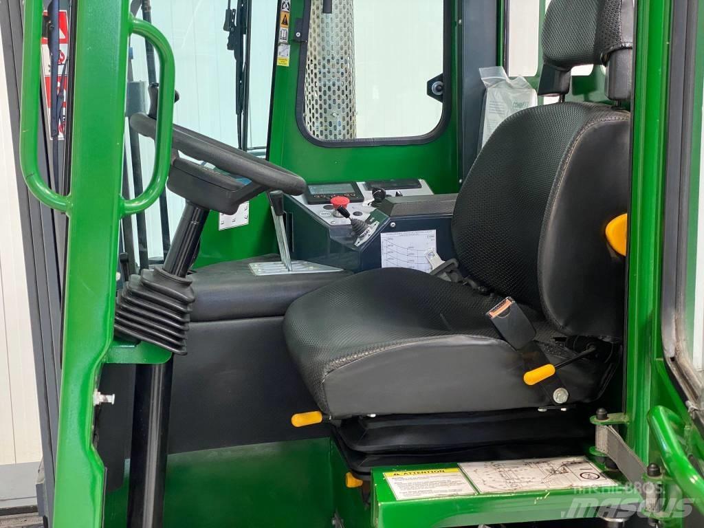 Combilift C4000 LPG Viljuškari sa 4-stranskim dohvatom
