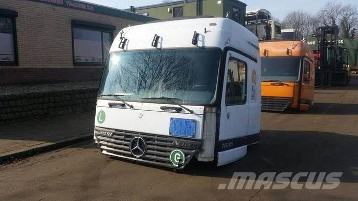 Mercedes-Benz 1835 Ostale kargo komponente