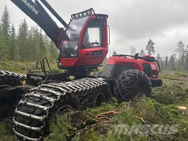 Komatsu 951 Harversteri