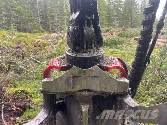 Komatsu 951 Harversteri