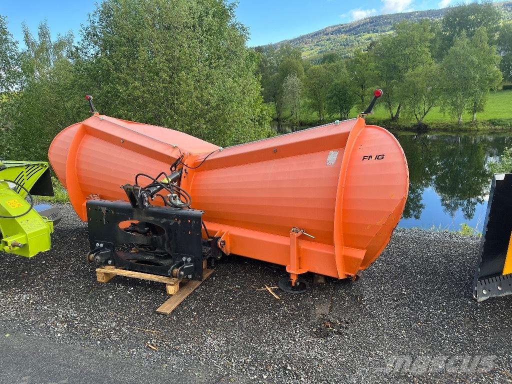 FMG PA330 Snežne daske i plugovi