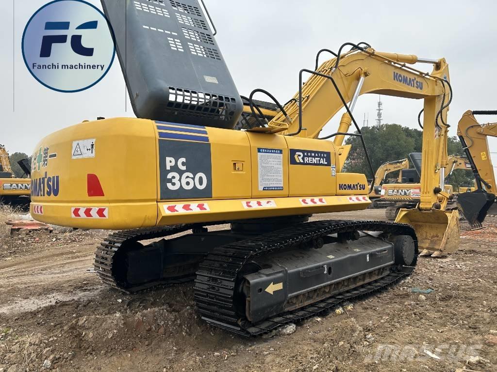 Komatsu 360 Bageri guseničari