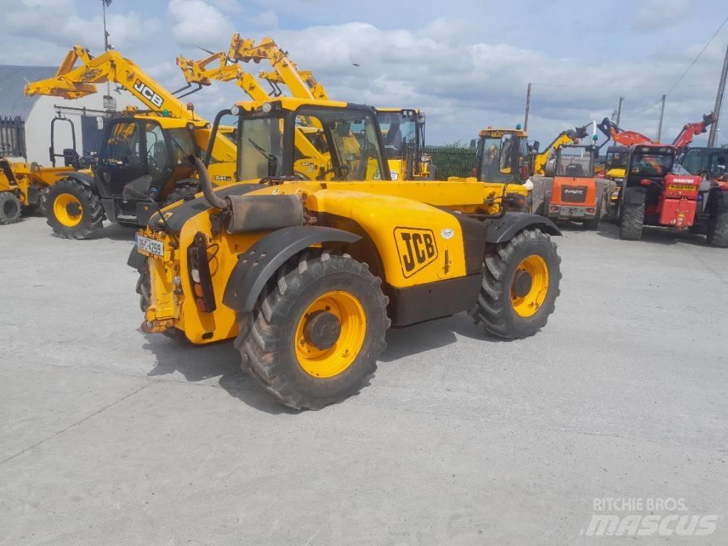 JCB 526-56 Poljoprivredni teleskopski utovarivači