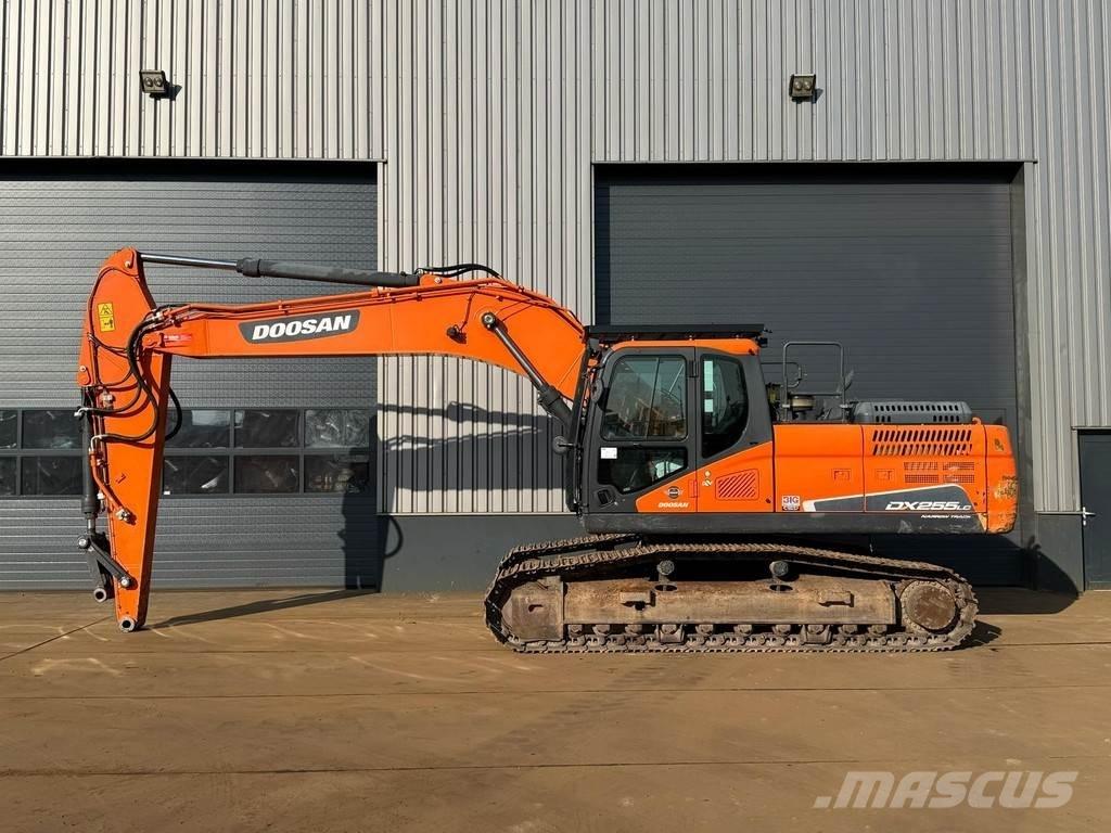 Doosan DX255NLC-5 Bageri guseničari