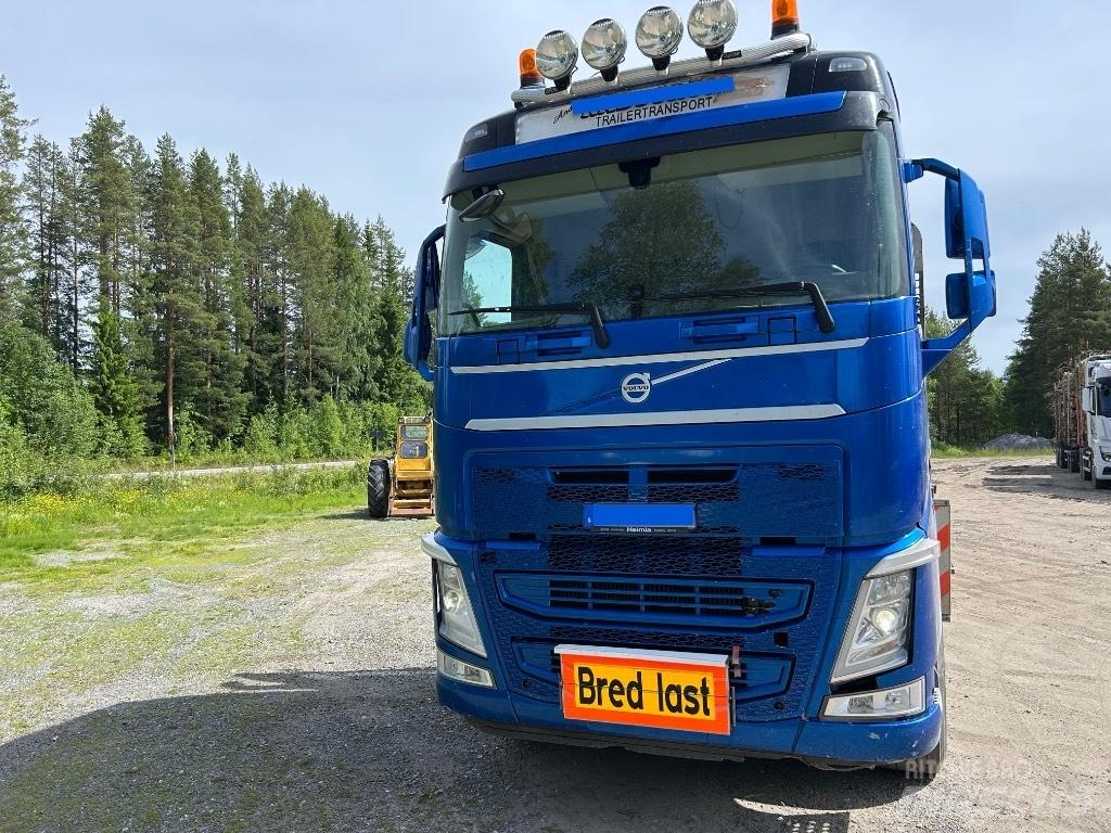 Volvo FH 500 Kamioni za prevoz šumarskih mašina