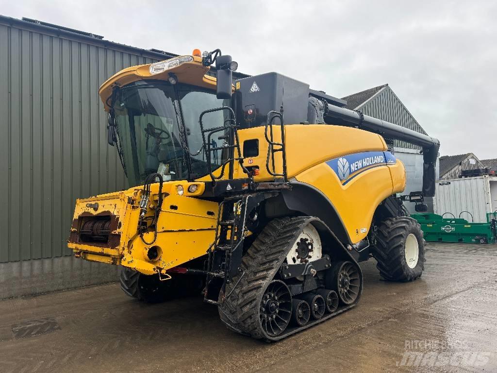 New Holland CR 9090 Kombajni