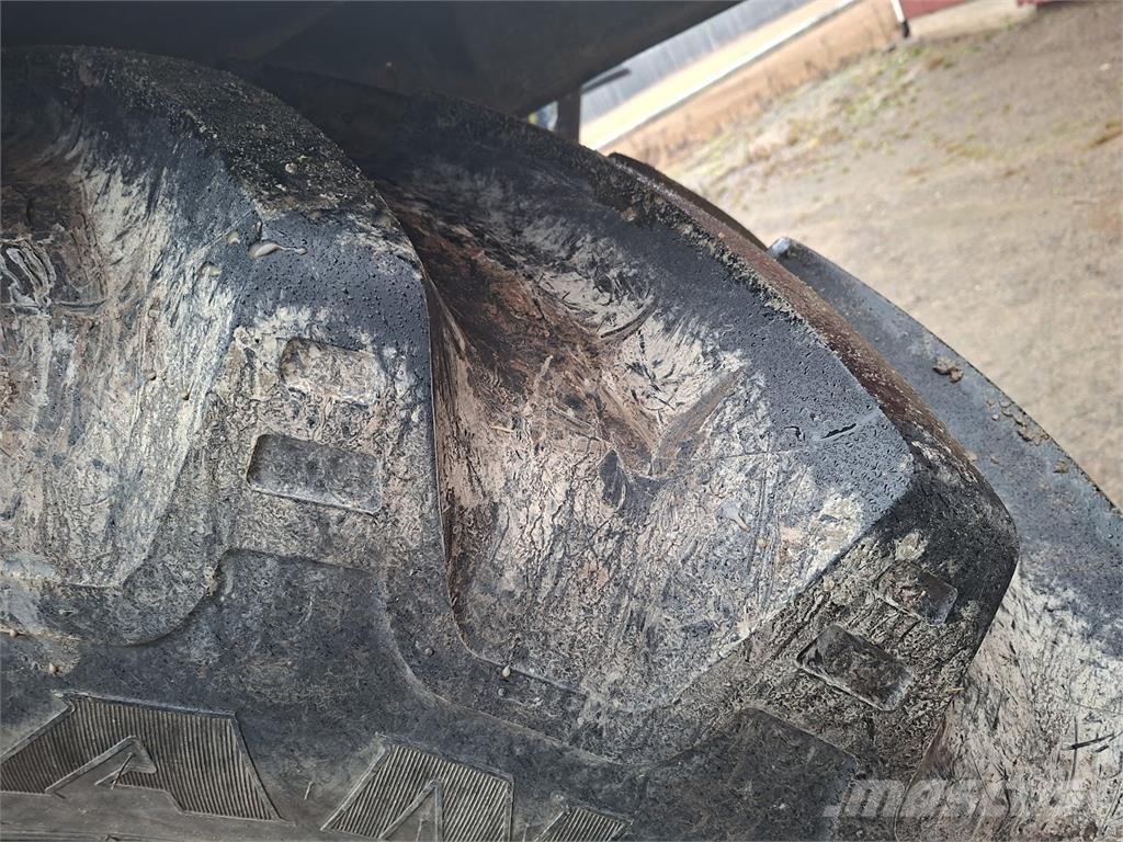 Valtra T154 Versu Traktori