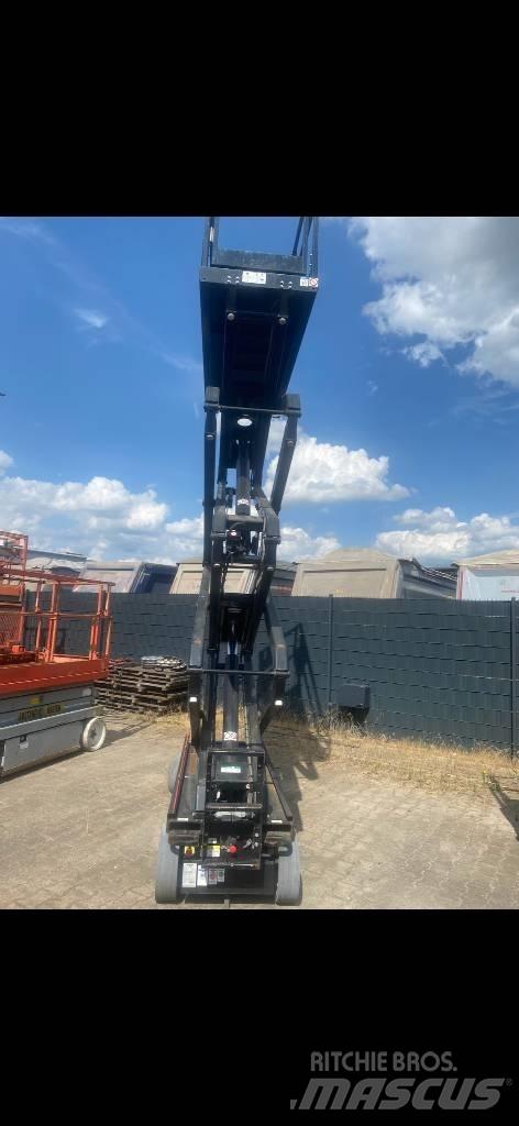 SkyJack SJ III 3226 Makazaste platforme