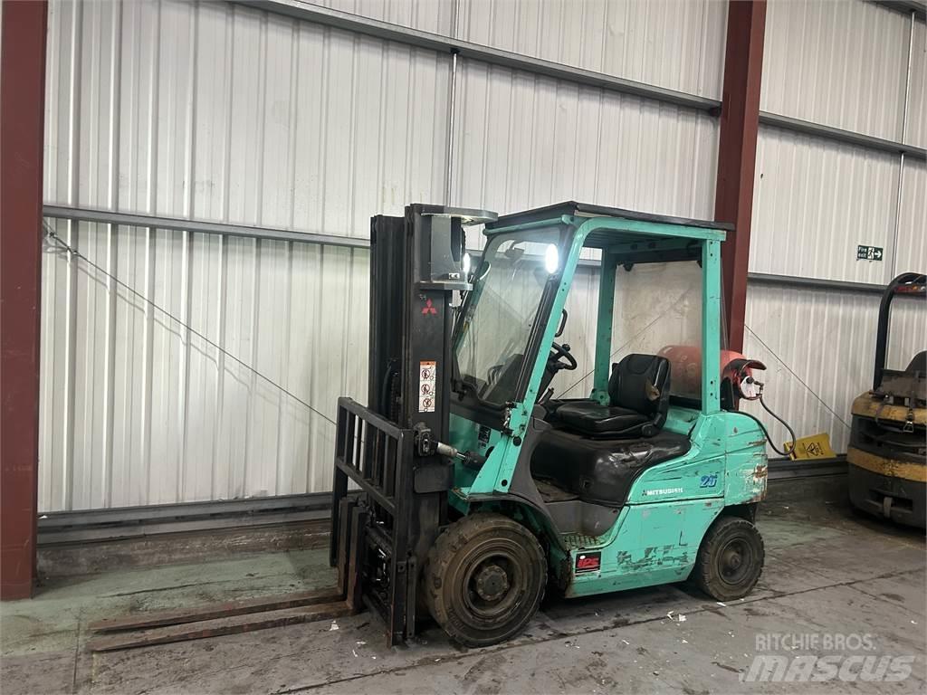 Mitsubishi FG25NT Plinski viljuškari