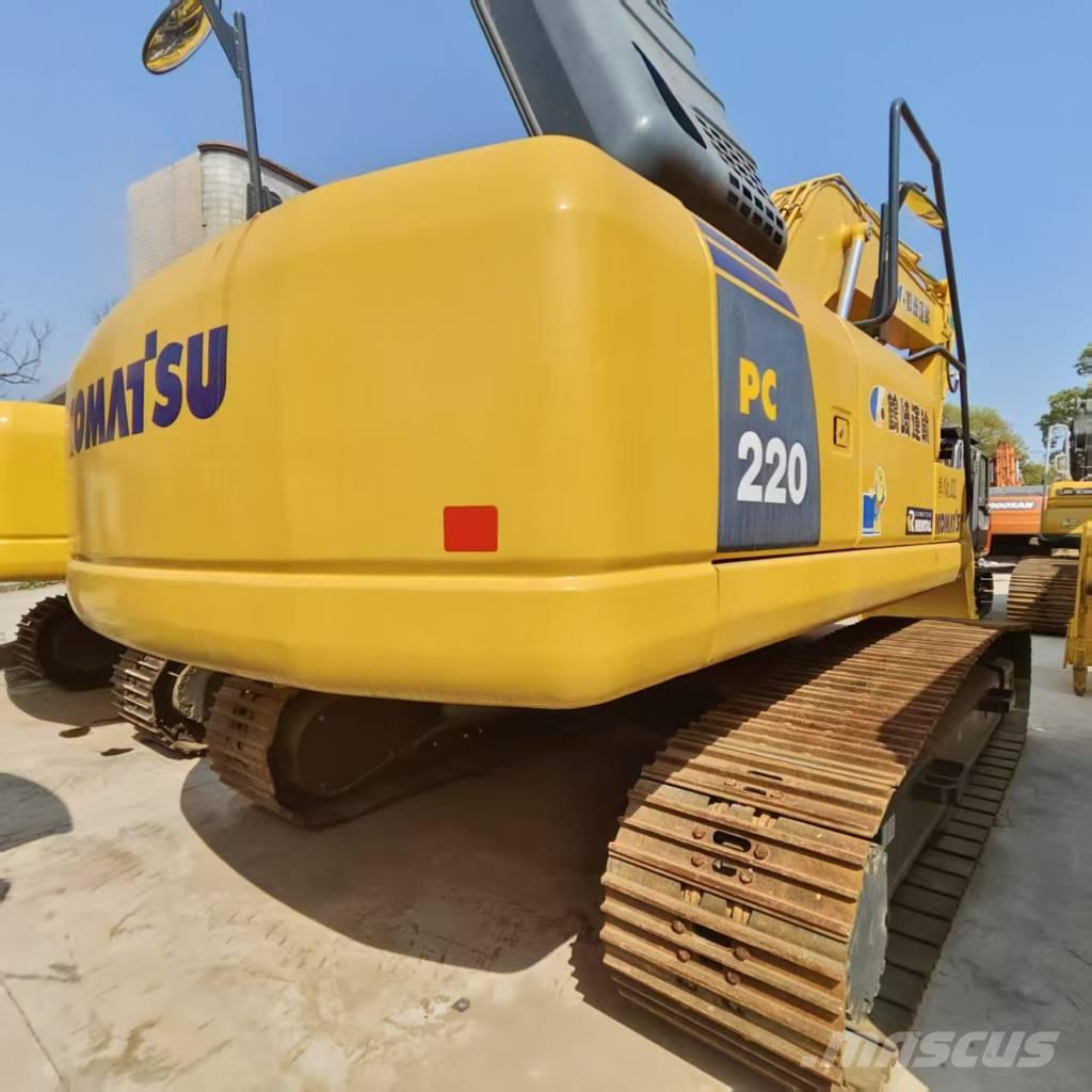 Komatsu PC 220 Bageri guseničari
