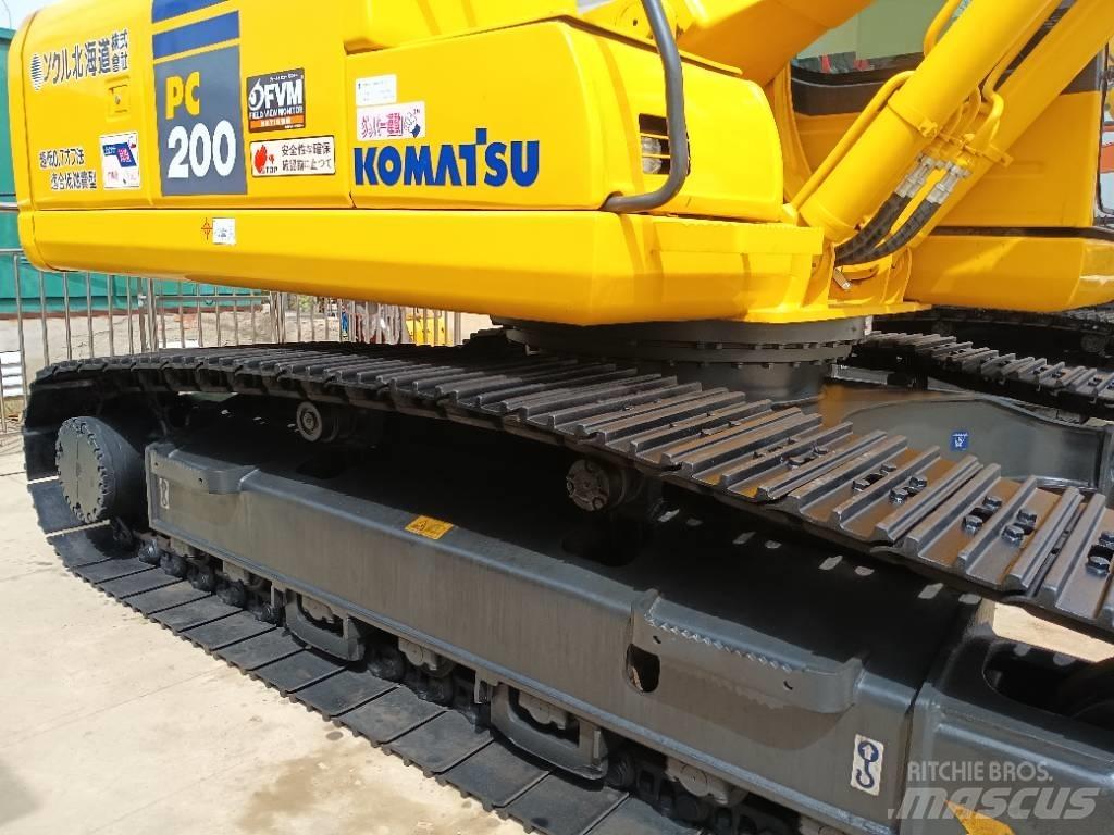 Komatsu PC 200 Bageri guseničari