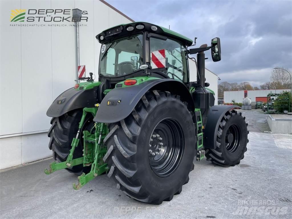 John Deere 6250R Traktori
