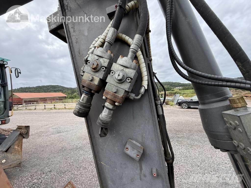 Volvo EW 140 C Bageri točkaši