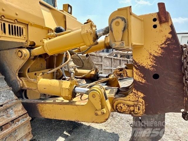 CAT D 8 R Buldožeri guseničari