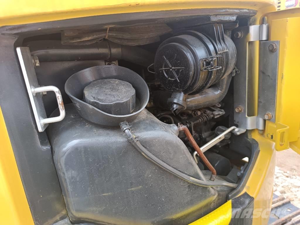 Komatsu PC 18 Bageri guseničari