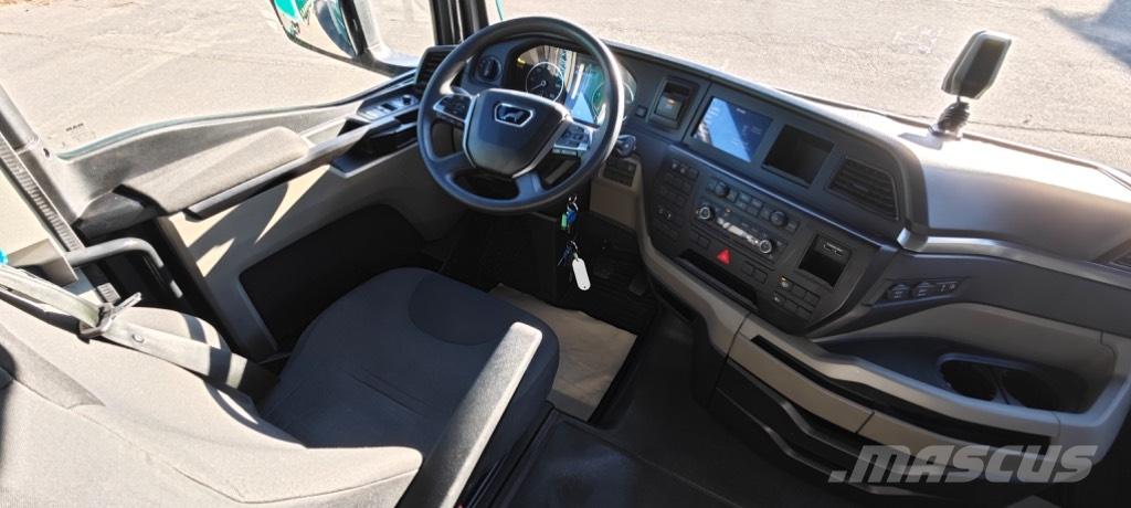 MAN TGX 18.470 Kamioni sa ciradom