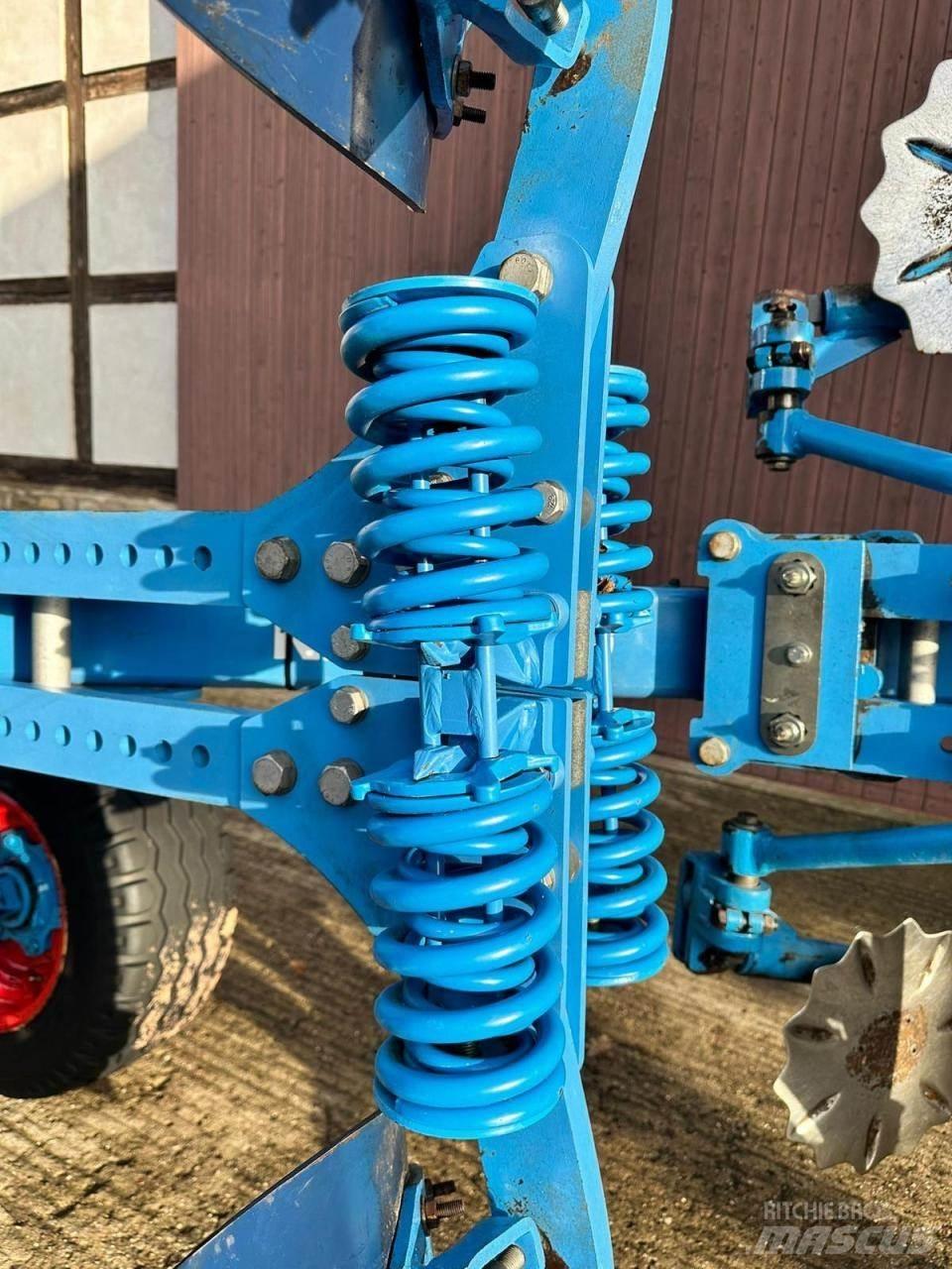 Lemken Europal 8 Plugovi obrtači