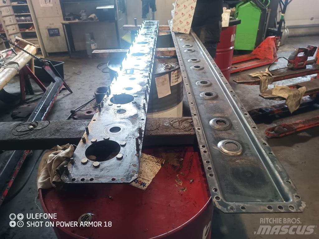 Elho NM 3200 Front Uređaji za kosačice