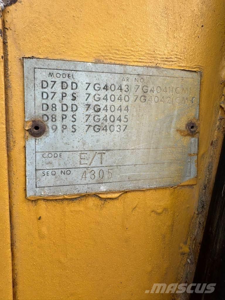 CAT D9H Buldožeri guseničari