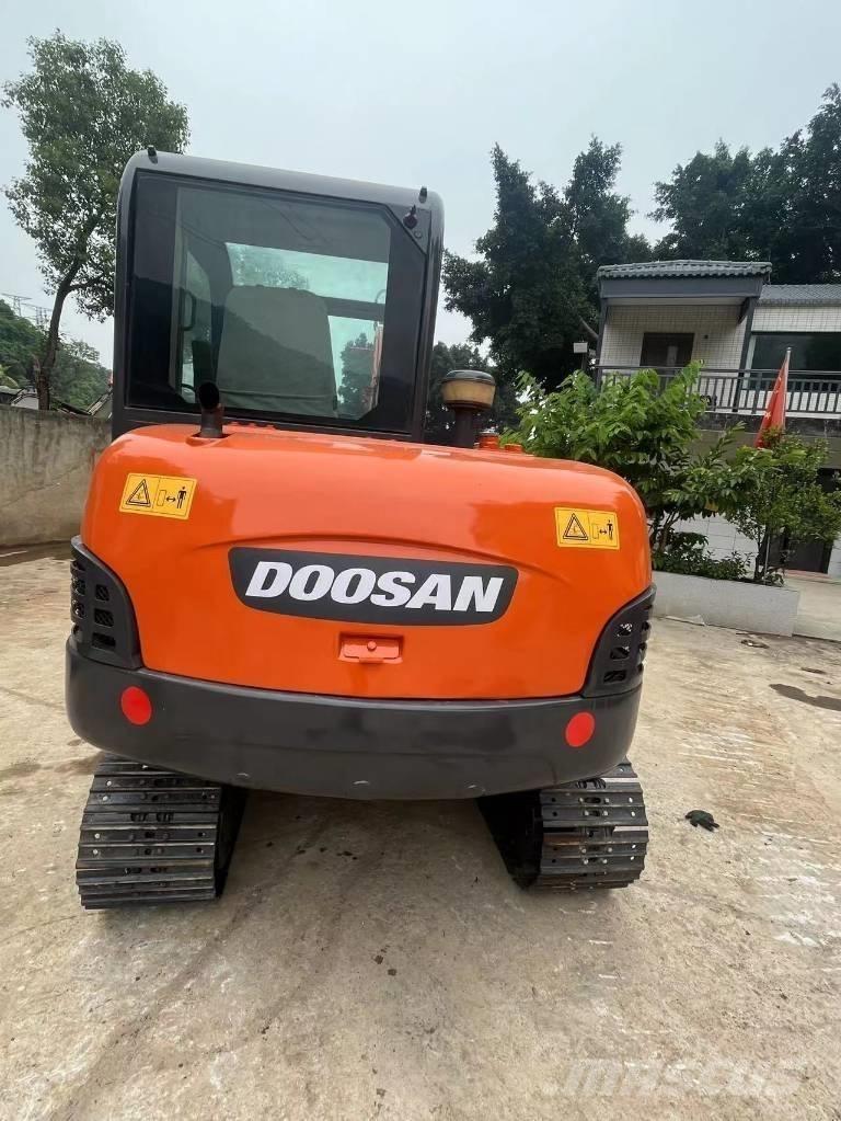 Doosan DH 60-7 Mini bageri < 7t