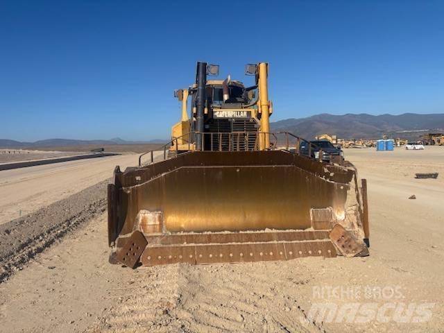 CAT D 8 T Buldožeri guseničari