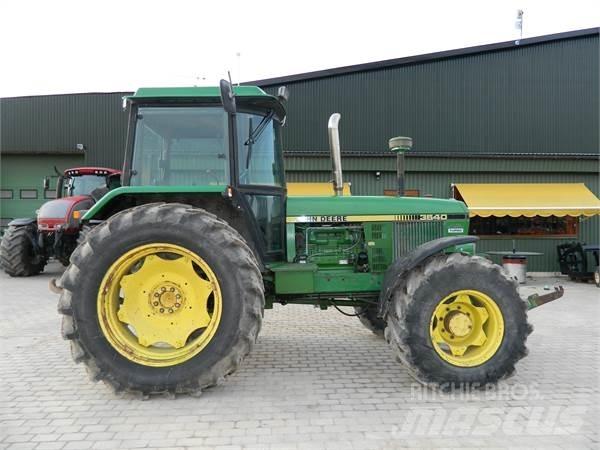 John Deere 3640 Traktori