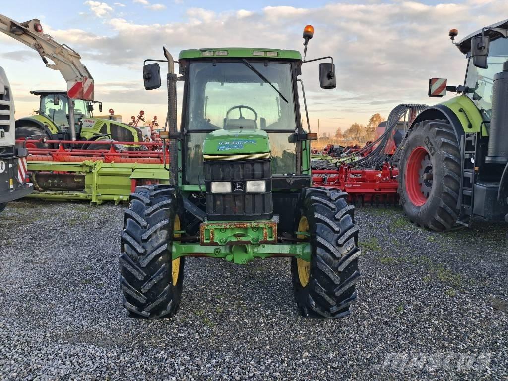 John Deere 6400 Traktori