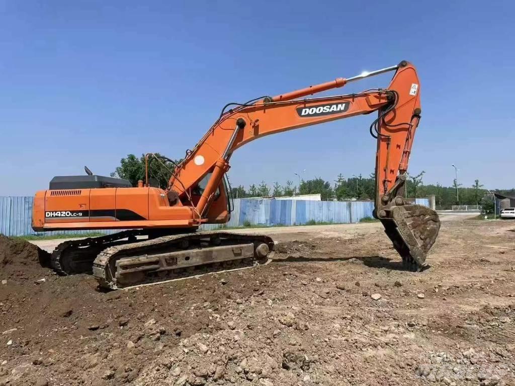 Doosan DH 370 Bageri guseničari