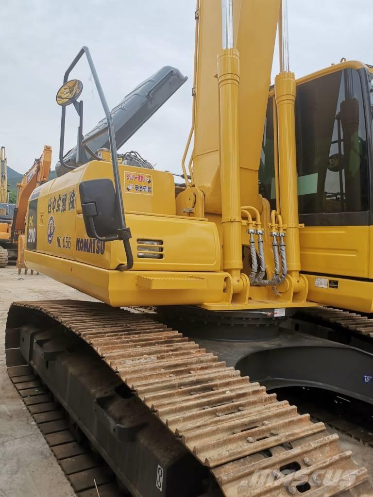 Komatsu PC 200 LC-8 Bageri guseničari