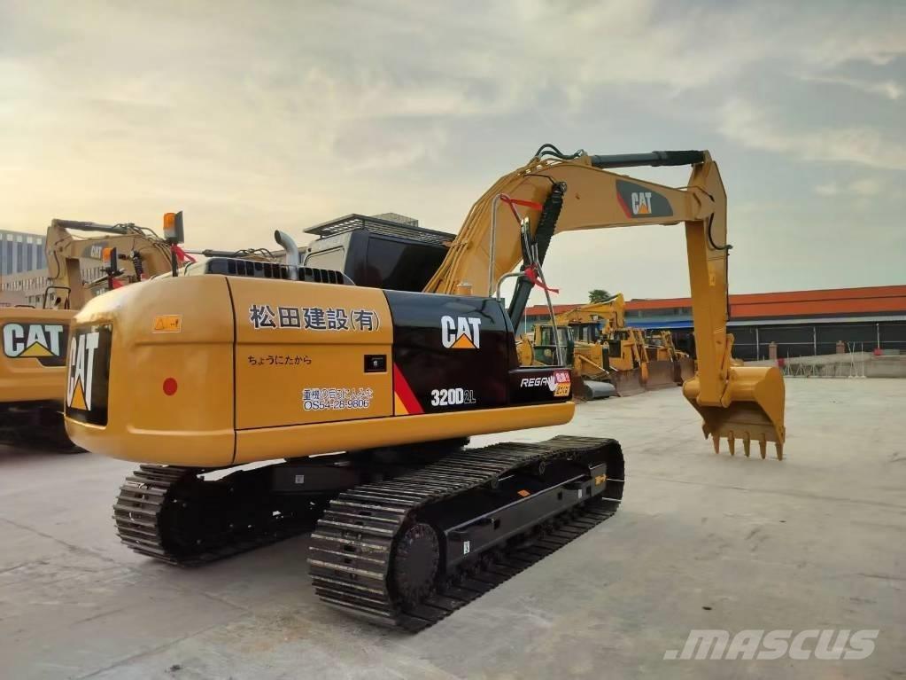 CAT 320 D2L Bageri guseničari