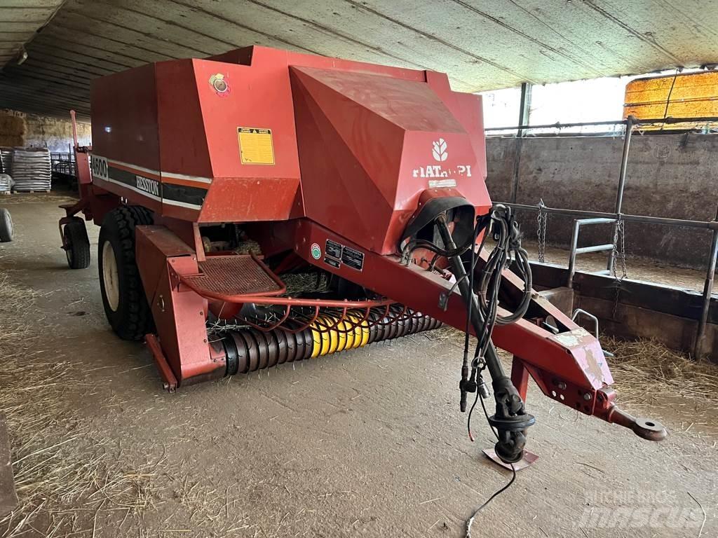 Hesston 4600 Prese/balirke za četvrtaste bale