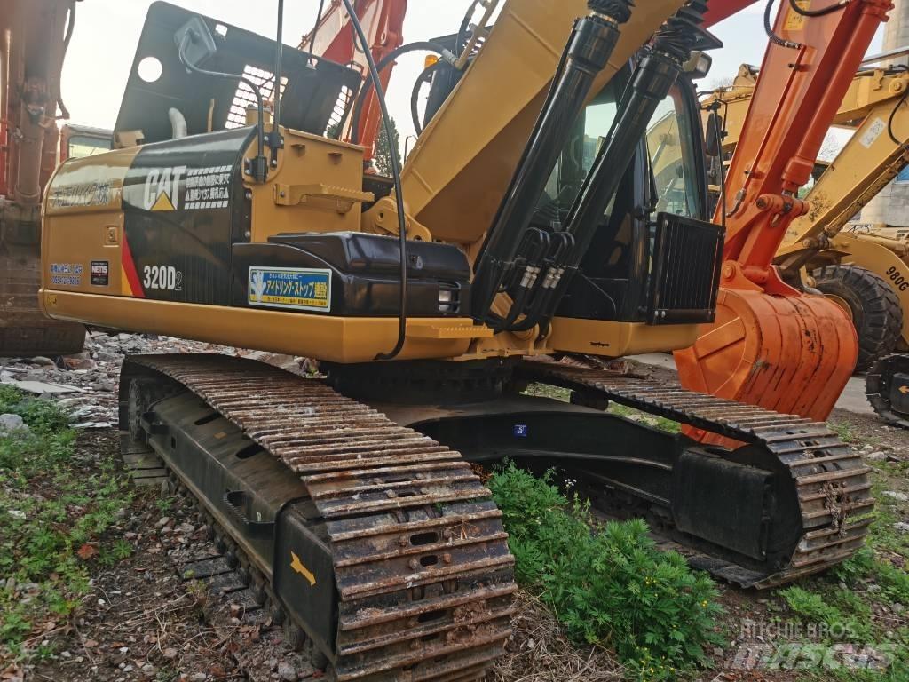 CAT 320 D2 Bageri guseničari