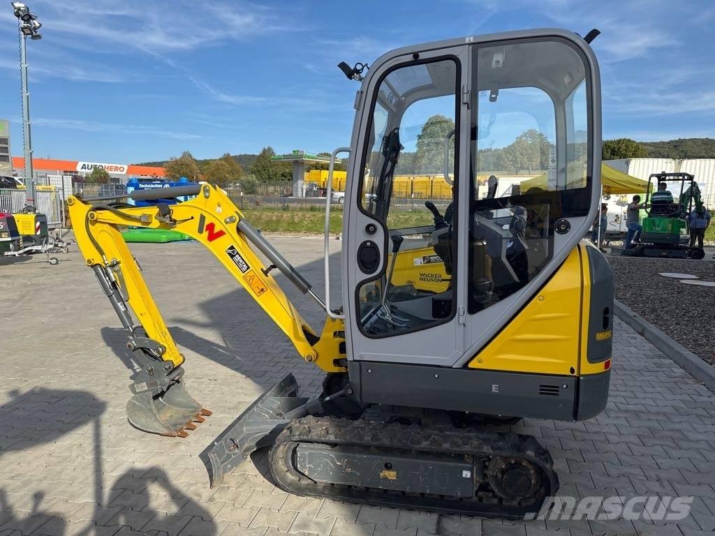 Wacker Neuson ET16 Bageri guseničari