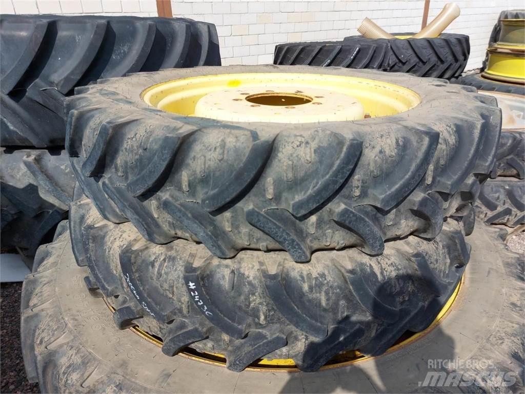 Kleber 270/95R32 Gume, točkovi i felne