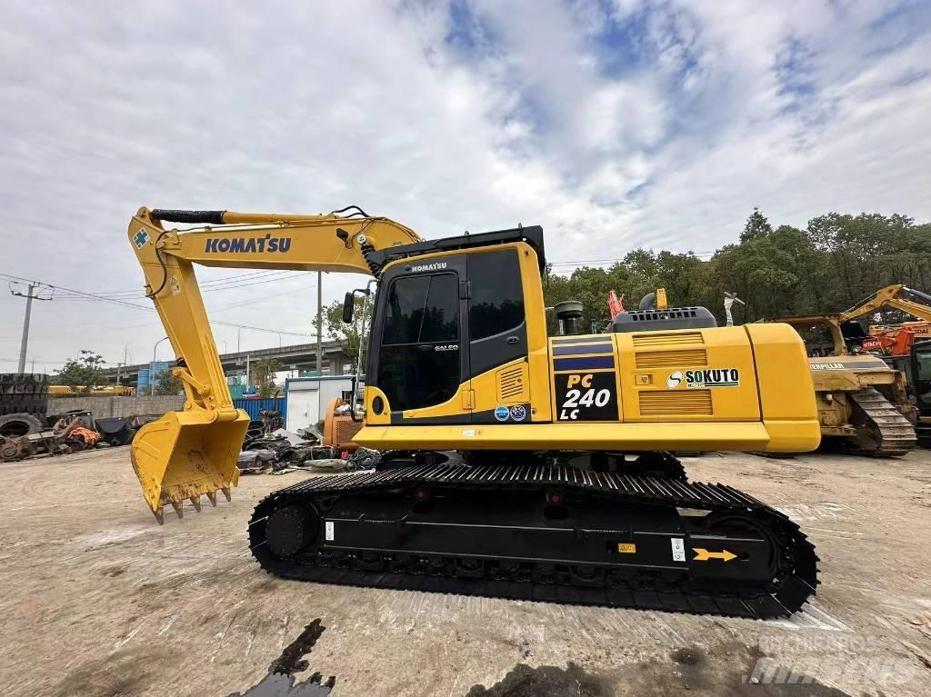 Komatsu PC 240 Bageri guseničari
