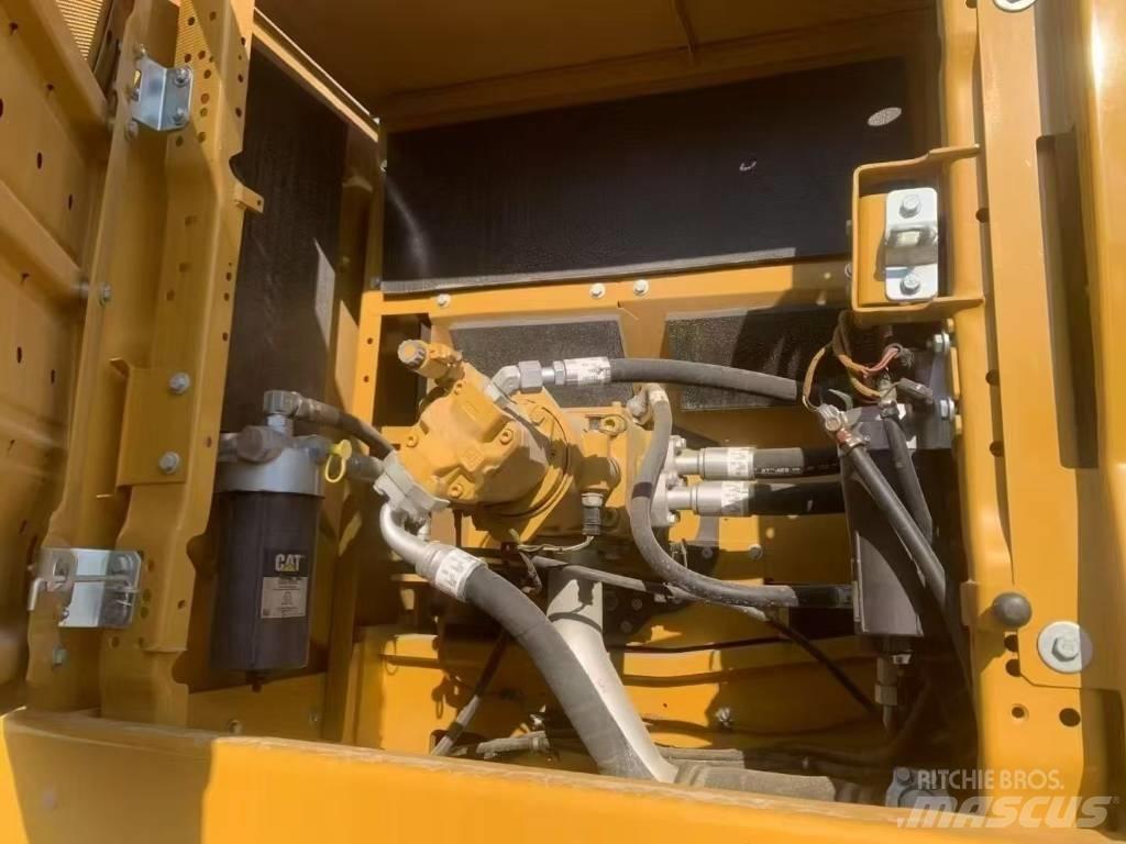 CAT 345GC Bageri guseničari