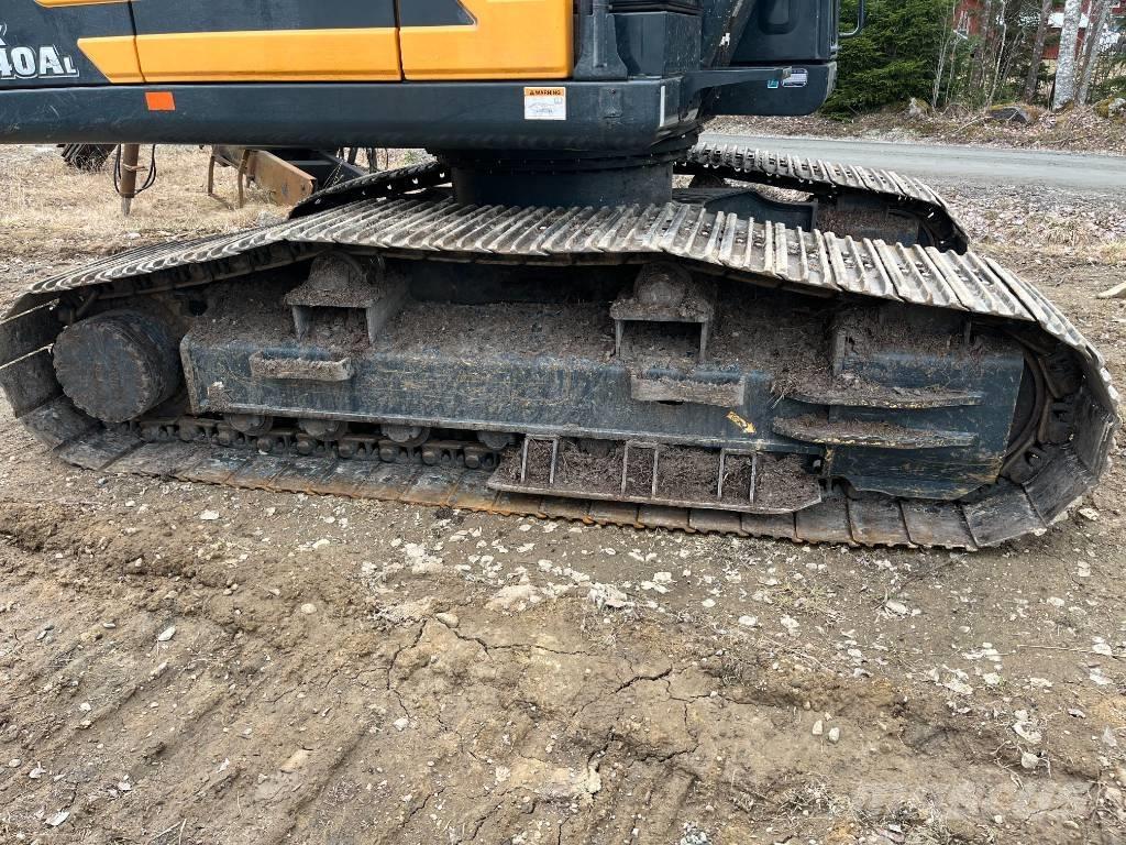 Hyundai HX 140 AL Bageri guseničari
