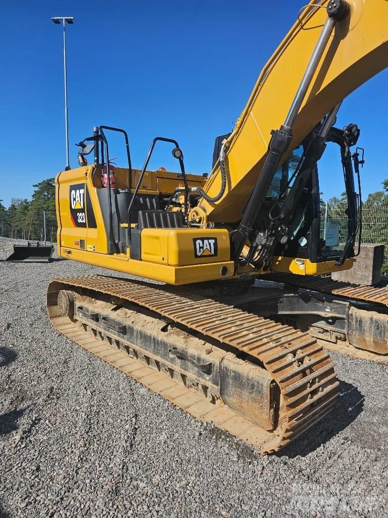 CAT 323 Bageri guseničari