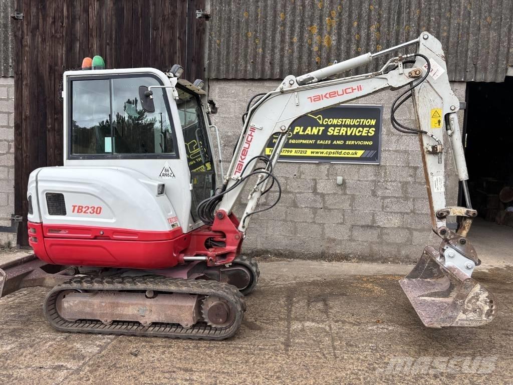 Takeuchi TB 230 Mini bageri < 7t