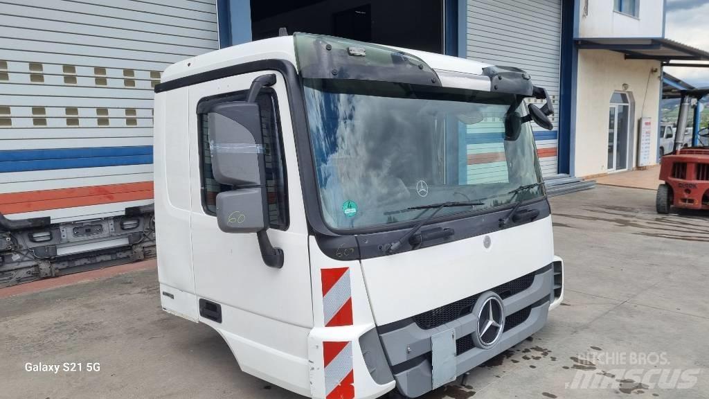 Mercedes-Benz CABIN Kabine i unutrašnjost