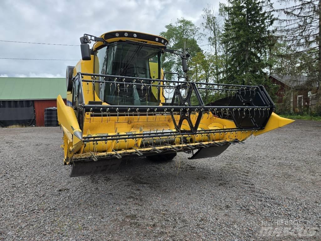 New Holland TC 4.90 Kombajni