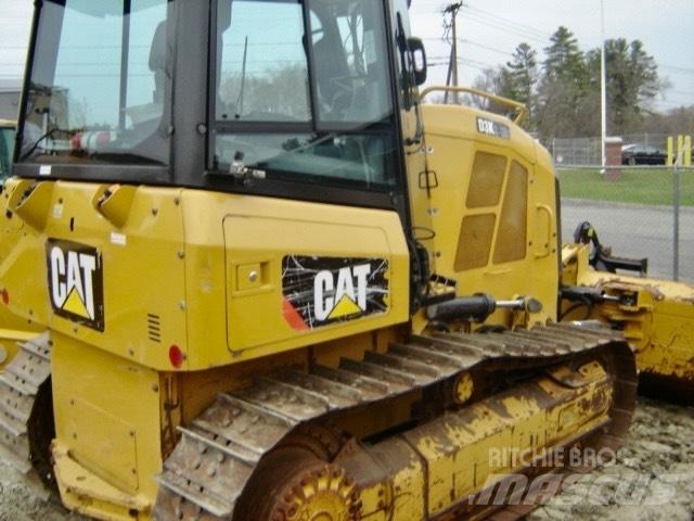 CAT D 3 K 2 XL Buldožeri guseničari