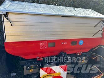Kverneland CL 1300 Rasturači mineralnog đubriva