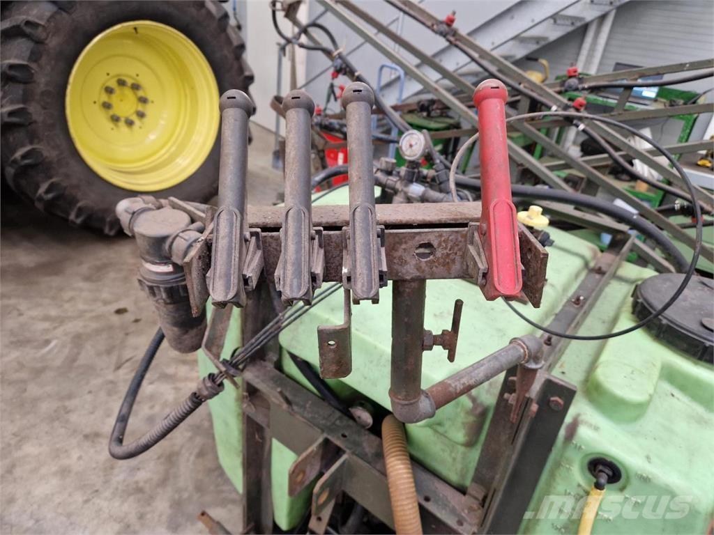 Tecnoma 800 Liter Vučene prskalice