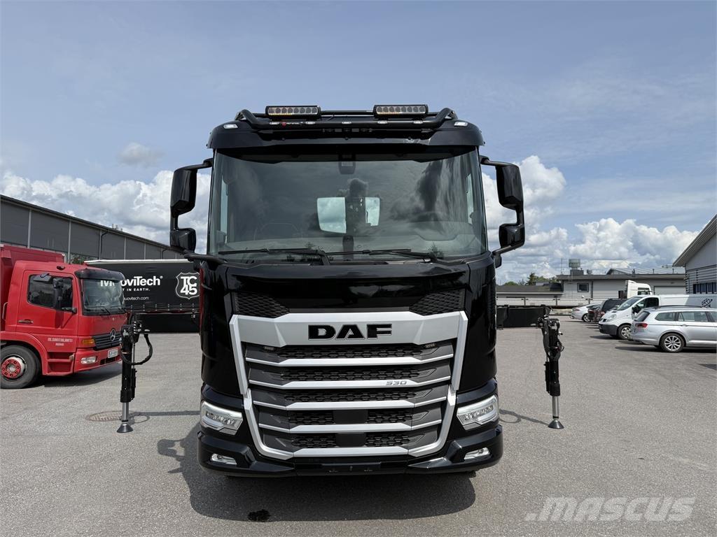 DAF XF 530 FAW 8X4 Kamioni sa kranom